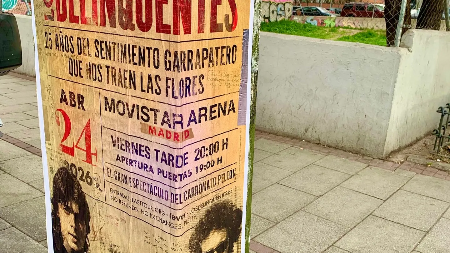 Carteles en Madrid para los 25 años de "El sentimiento garrapatero que nos traen las flores" de Los Delinqüentes
